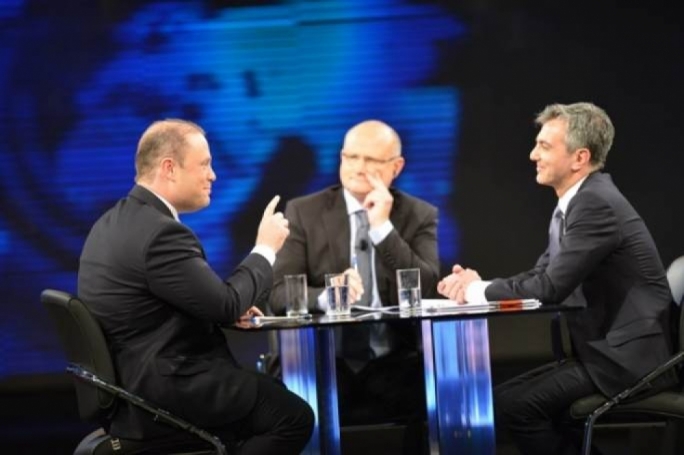 Joseph jgħid li hemm konflitti fil-mod kif jitmexxa l-PN - Simon jgħid li Muscat qed imexxi strateġija ta' skandli